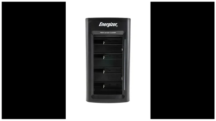 Energizer 7638900298741 Universal Charger For NiMH 9V, AA, AAA