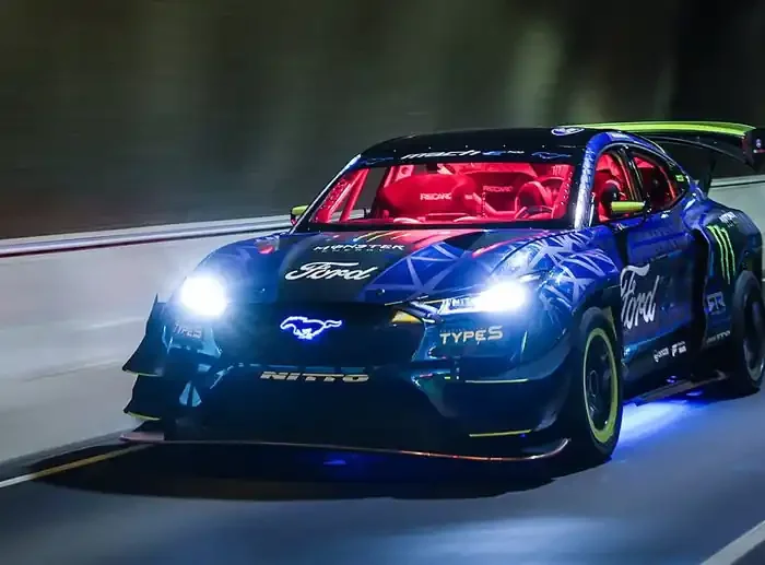 FORMULA DRIFT Pro Series 96″ Smart InteriorGlow