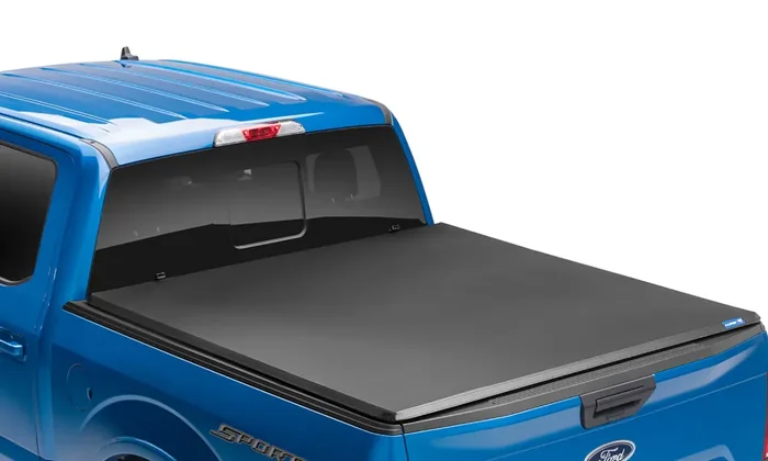Genesis 5.5 Ft. Bed Tri-Fold Tonneau Cover 04-15 Nissan Titan
